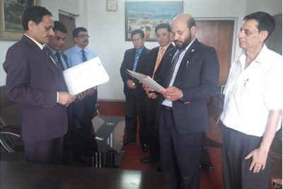 चिन्तामणिले खुवाए चिन्तामणिलाई शपथ