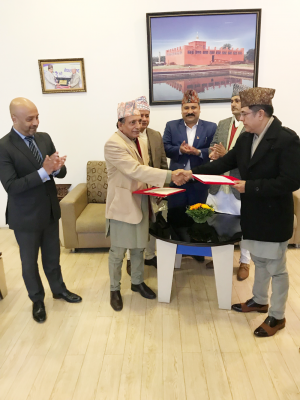 लक्ष्मी बैंकका अध्यक्षद्वारा गभर्नरसमक्ष शपथ ग्रहण