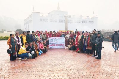 मिर्मिरे लघुवित्तका सदस्यहरुले गरे धार्मिकस्थलसँगै विभिन्न लघु उद्यमी परियोजना स्थलको भ्रमण