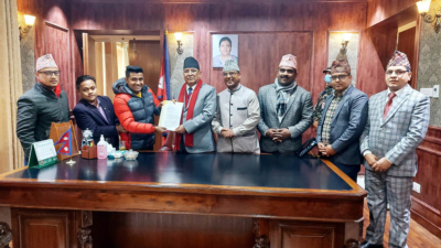 सञ्चारमाध्यमलाई उद्योगको मान्यता दिन आर्थिक मिडिया सञ्चालक संघले गर्‍यो प्रधानमन्त्रीसमक्ष आग्रह