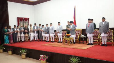मन्त्रिपरिषद् विस्तार : ९ दलमध्ये ८ दलका १२ मन्त्रीहरुले लिए शपथ