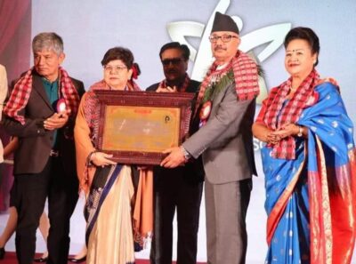 उर्मिला श्रेष्ठ राष्ट्र सेवा सम्मान २०७९ बाट सम्मानित