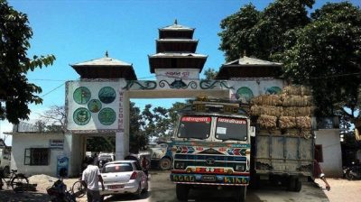 वीरगञ्ज  भन्सार : भारतबाट आयात चार खर्ब ३४ अर्ब, निर्यात ८७ अर्ब
