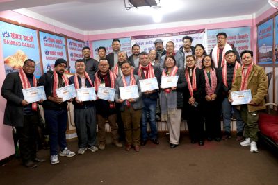 फोनिजमा को को चुनिए ?
