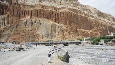 बेनी-जोमसोम-कोरला सडकअन्तर्गत मुस्ताङका तीन वटा मोटर चल्ने पुल निर्माण
