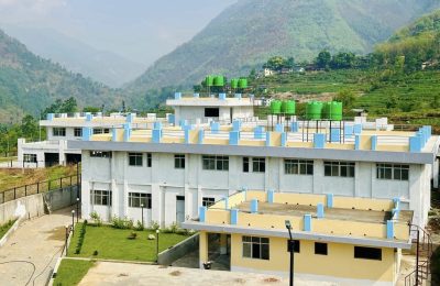 किन कार्यान्वयन भएन आधारभूत अस्पताल निर्माणको घोषणा ?