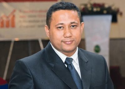 युवा पलायन रोक्न विश्वविद्यालय शिक्षामा सुधार गर्नुपर्छ : शिशिर खनाल