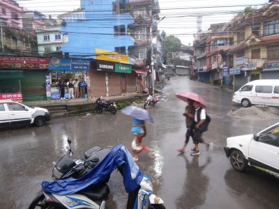 बङ्गालको खाडीबाट आएको मनसुनी वायूको प्रभाव : विभिन्न ठाउँमा भारी वर्षा हुने