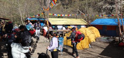 अन्नपूर्ण र मुस्ताङमा कल्पनाभन्दा बढी पर्यटकको लर्को