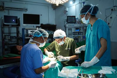 नबिल निःशुल्क जलन उपचार शिविर आयोजना, ६५ जनाको उपचार