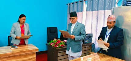 कर्णाली प्रदेशसभाको सचिवमा डा. खड्का नियुक्त