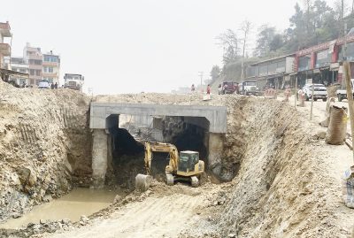 अरनिको राजमार्ग विस्तारः सामग्रीको मूल्यवृद्धिले निर्माण सुस्त