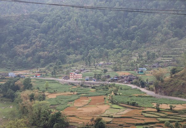 मार्ग खुलेको १५ वर्षपछि छिसवाङमा सडक स्तरोन्नति मार्ग खुलेको १५ वर्षपछि छिसवाङमा सडक स्तरोन्नति