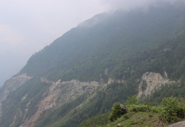 खाँदबारी-किमाथाङ्का सडक : ‘ट्रयाक ओपन’ सहित स्तरोन्नति सम्पन्न