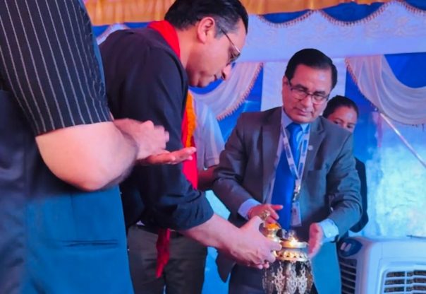 अर्थमन्त्री वाग्ले पुगे नेपाल बैंकको अत्याधुनिक नवनिर्मित भवनको उद्घाटनमा अर्थमन्त्री वाग्ले पुगे नेपाल बैंकको अत्याधुनिक नवनिर्मित भवनको उद्घाटनमा