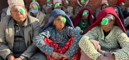 कर्णालीको अति दुर्गम समुदायमा हिमालय आँखा अस्पतालको सेवा विस्तारः एक वर्षमा १७ हजारभन्दा बढी सेवा, ९५३ जनाको निःशुल्क शल्यक्रिया
