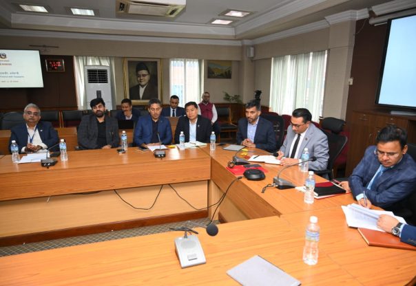 उद्यमीको लगानीलाई सुरक्षा गर्नु सरकारको प्रमुख दायित्व हो : अर्थमन्त्री डा वाग्ले उद्यमीको लगानीलाई सुरक्षा गर्नु सरकारको प्रमुख दायित्व हो : अर्थमन्त्री डा वाग्ले
